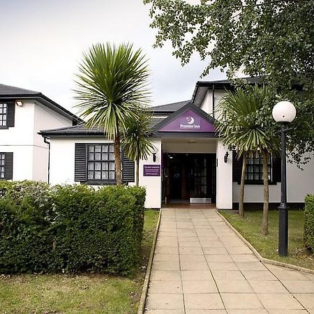 Premier Inn Cobham Cobham (Surrey) Exterior foto