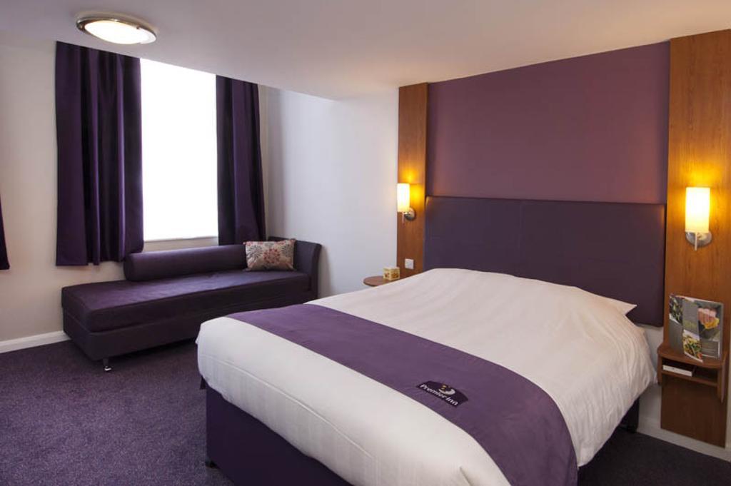 Premier Inn Cobham Cobham (Surrey) Quarto foto